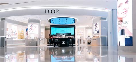 dior store around me|Dior outlet near me.